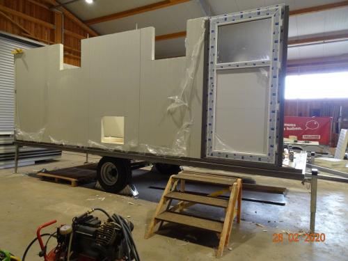 2. Hühnerwagen im Bau